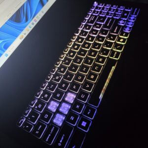 Laptop Gaming MSI Katana 15 B13UDXK i7-13620H/Ram 16GB ddr5 buss 5200/SSD 1TB /144hz/RTX 3050 6G khỏe, Led RGB , 2 quạt mát