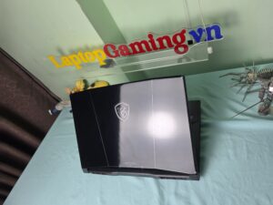 Laptop Gaming MSI Katana 15 B13VFK